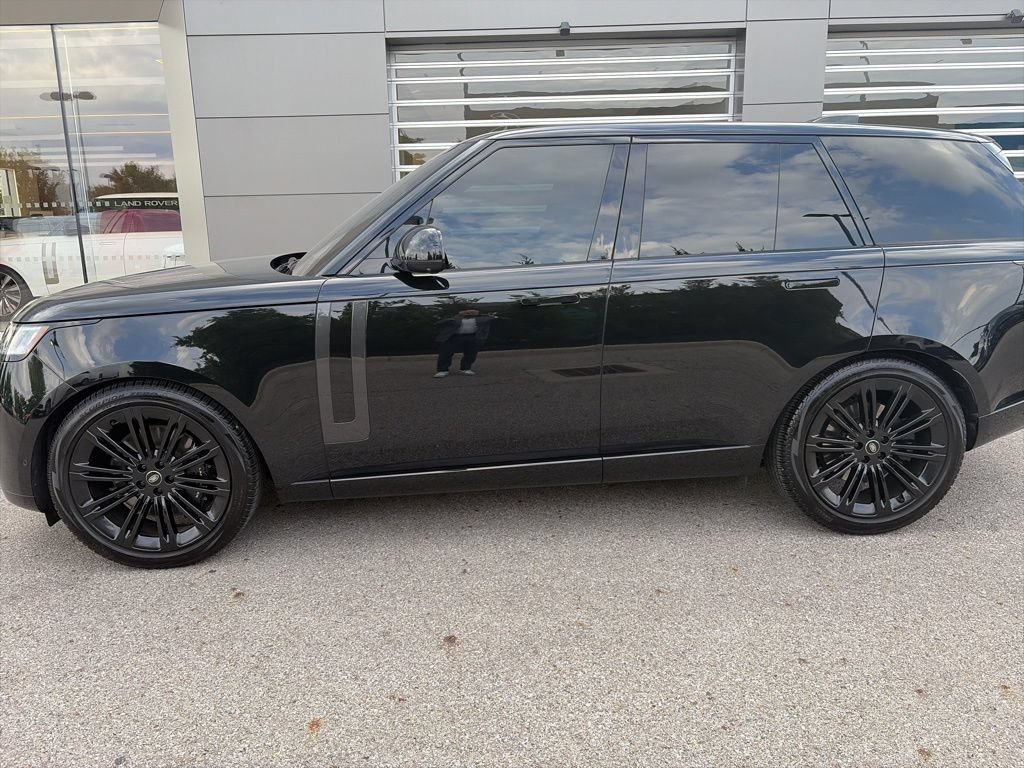 Certified 2023 Land Rover Range Rover SE AWD/4WD image 1
