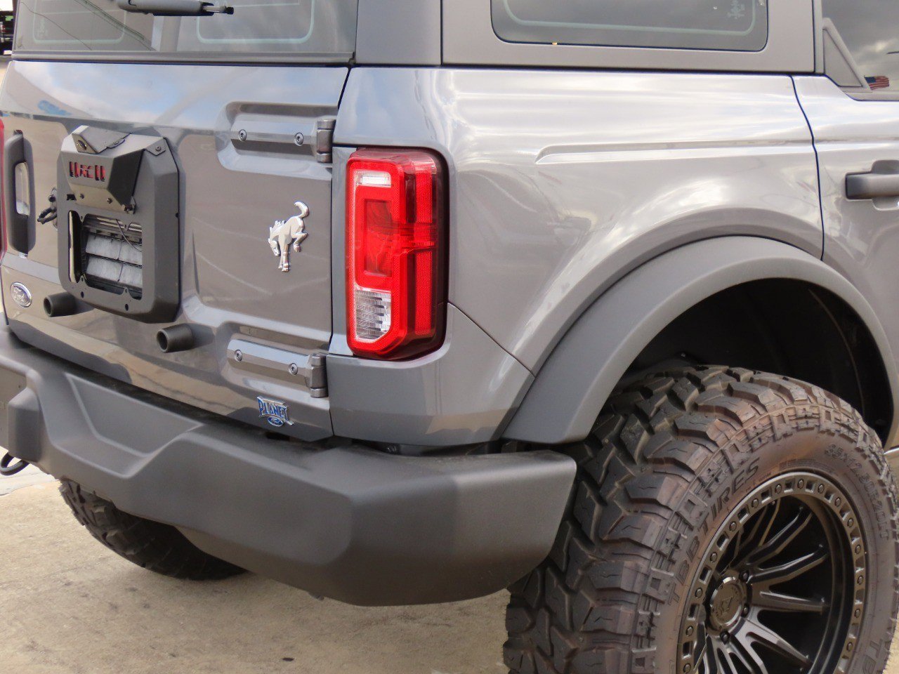 New 2025 Ford Bronco 4-Door AWD/4WD image 12