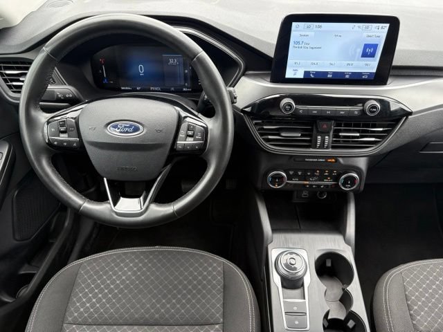 Used 2024 Ford Escape Active AWD/4WD image 3