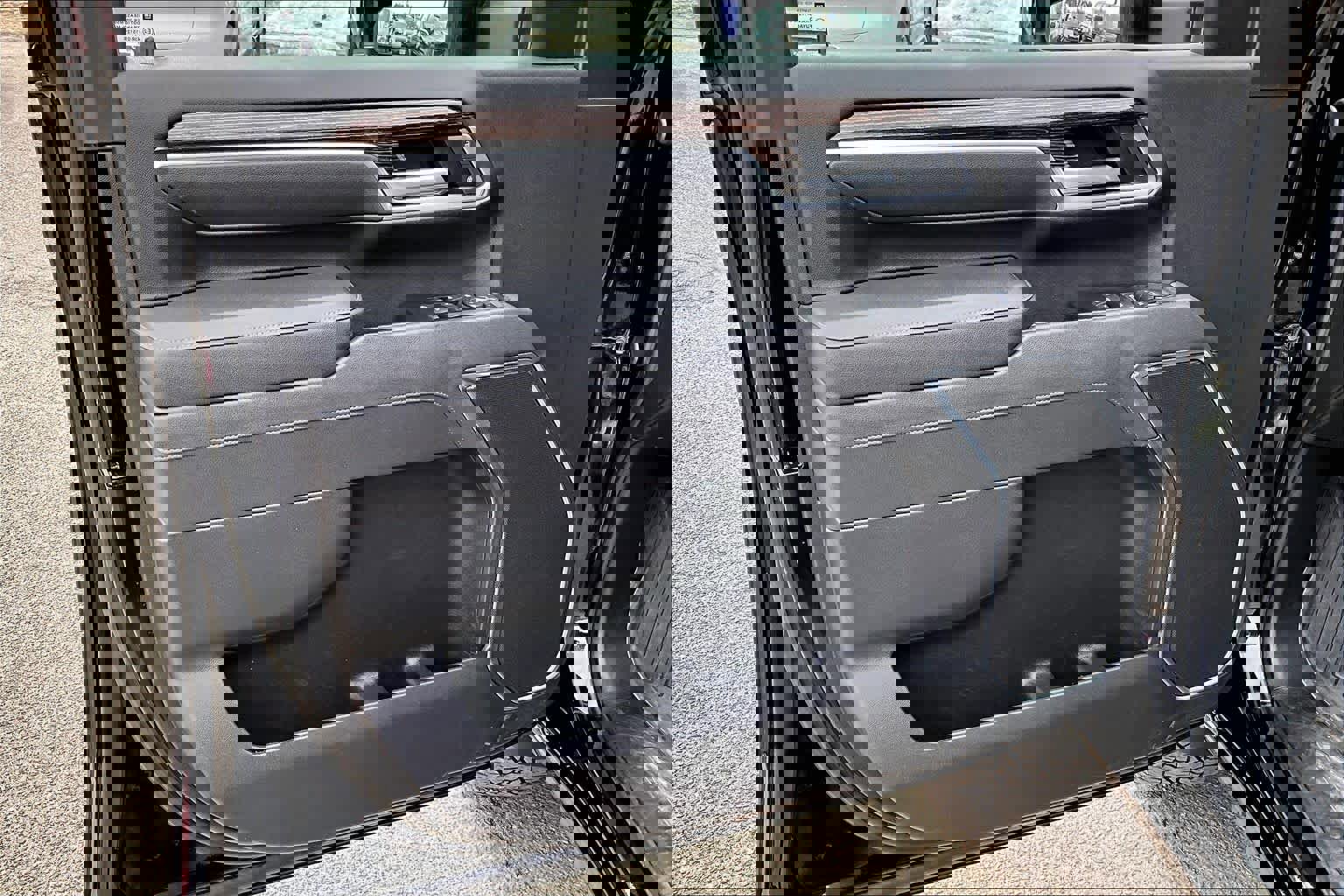 Used 2025 GMC Sierra 2500 SLE w/ SLE Value Package; image 20