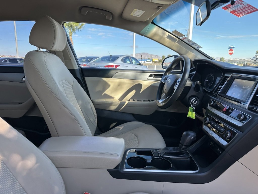 Used 2019 Hyundai Sonata SE image 28