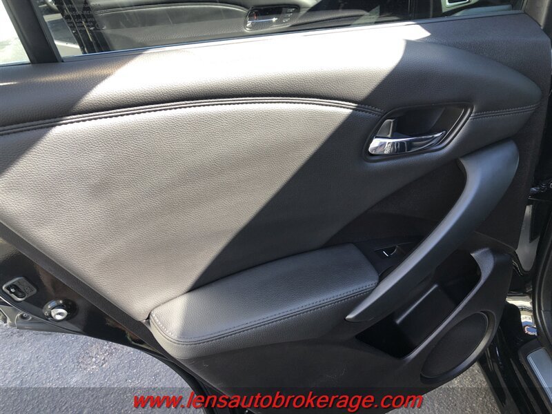 Used 2016 Acura RDX w/ Advance Package FWD image 16