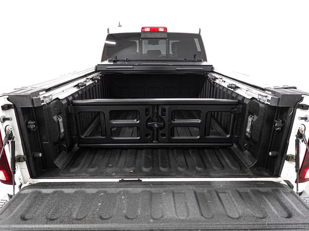 Used 2018 RAM 1500 Limited RWD image 32