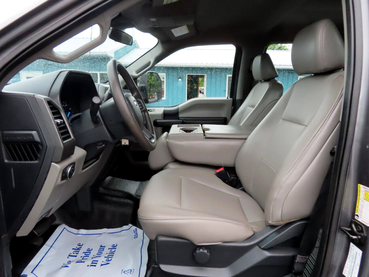 Used 2022 Ford F350 XL w/ Power Equipment Group image 27