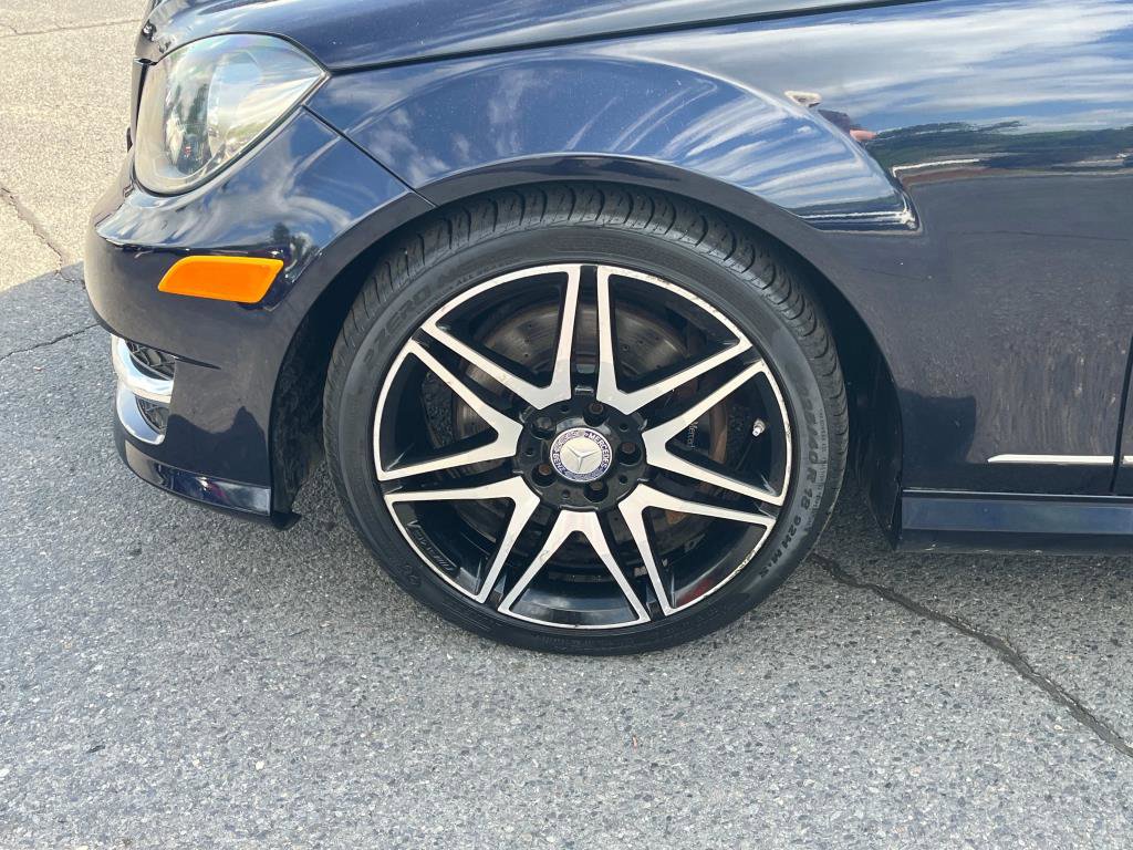 Used 2014 Mercedes-Benz C 300 Sport image 7