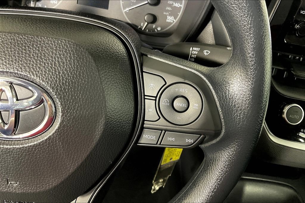 Used 2024 Toyota Corolla LE image 27