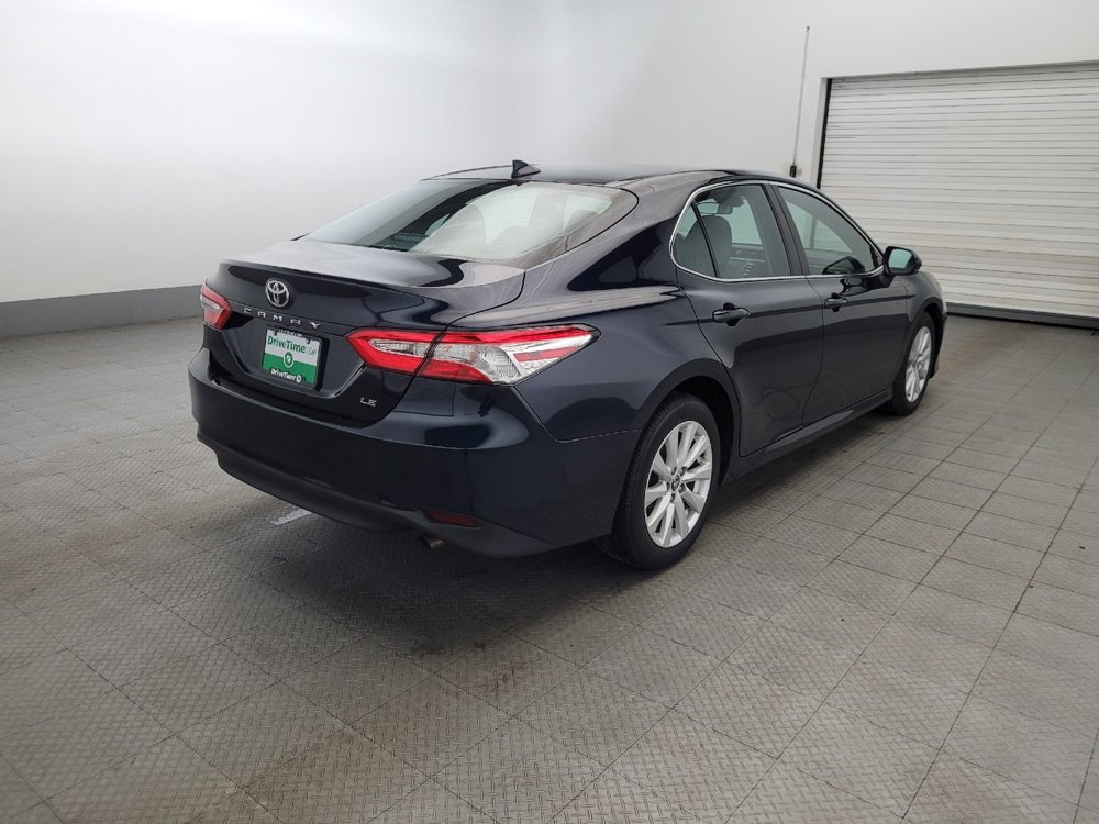 Used 2020 Toyota Camry LE image 9