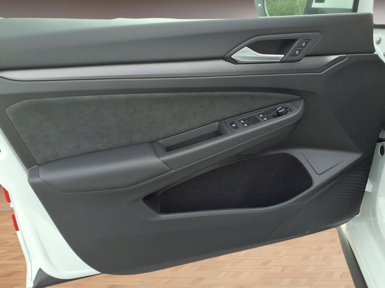 New 2026 Volkswagen Golf S FWD image 19