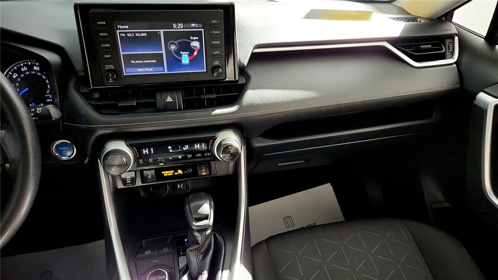 Certified 2019 Toyota RAV4 XLE w/ Convenience Package image 30