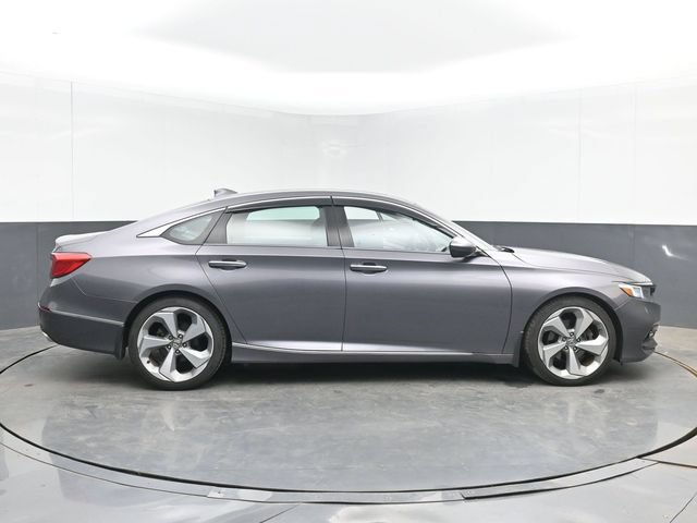Used 2018 Honda Accord Touring image 39
