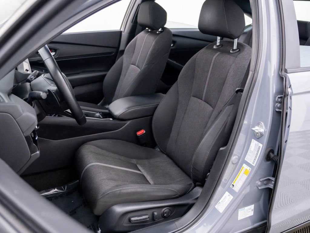 Used 2023 Honda Accord Sport image 15