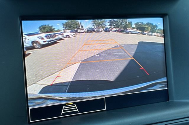 Used 2024 GMC Terrain SLE AWD/4WD image 27