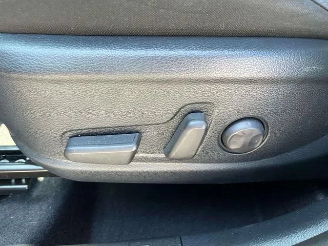 Used 2025 Kia Soul EX FWD image 31