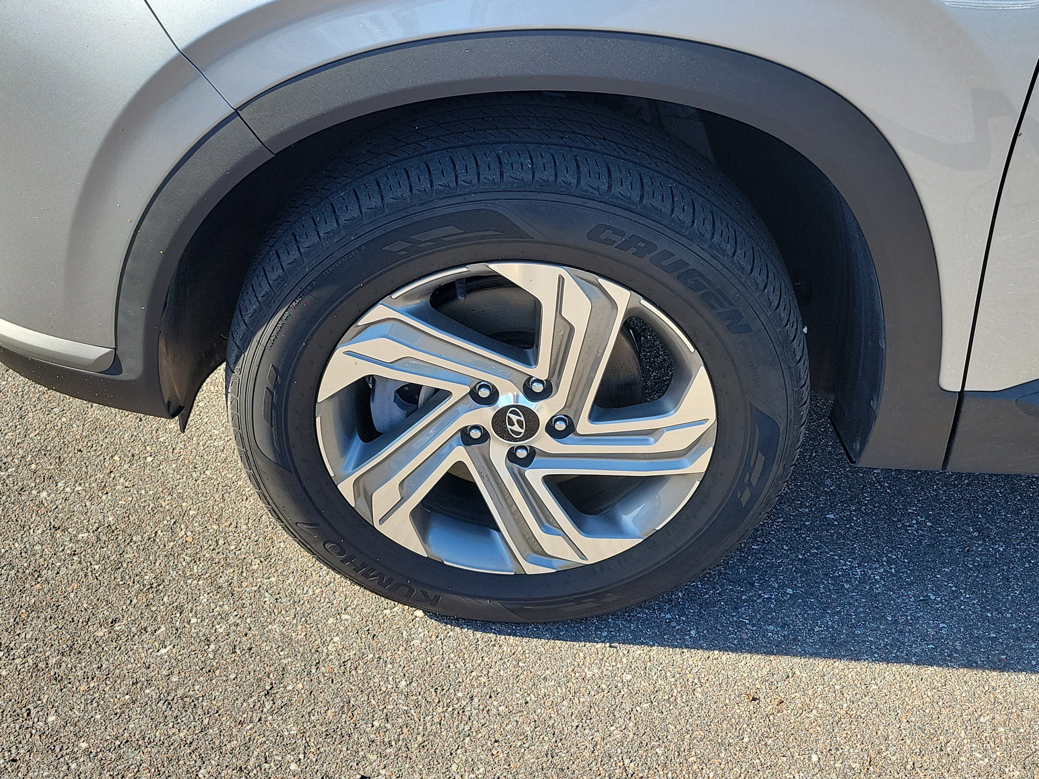 Used 2023 Hyundai Santa Fe SE w/ Cargo Package image 35