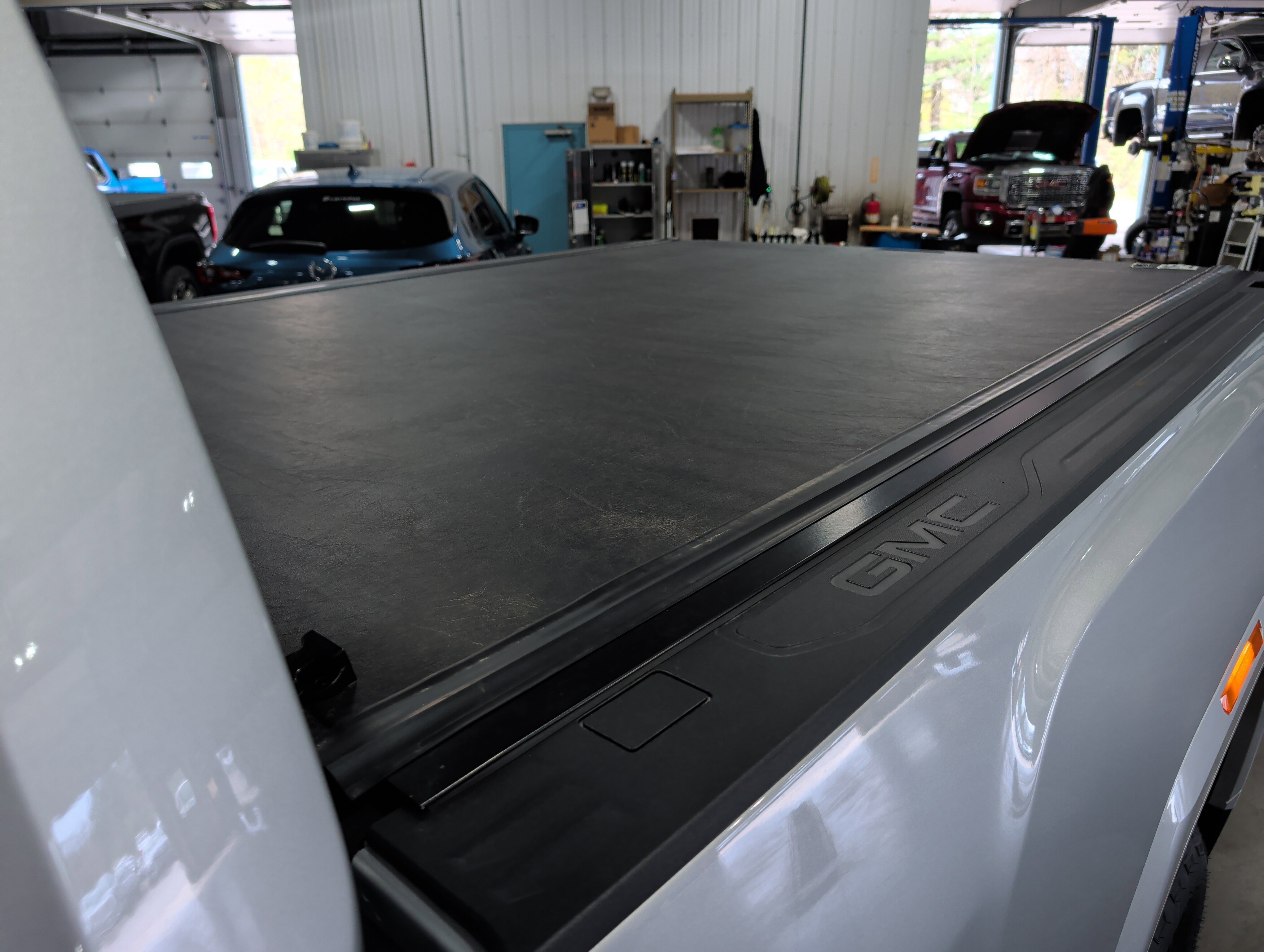 Used 2023 GMC Sierra 2500 Denali image 7