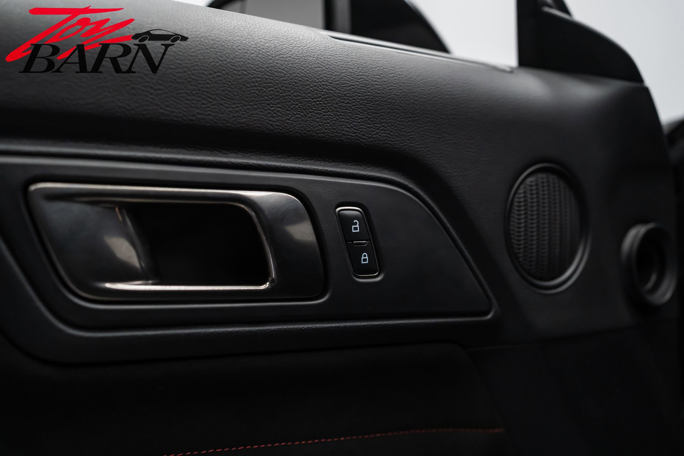 Used 2018 Ford Mustang Shelby GT350R w/ GT350R Equipment Group 920A image 21