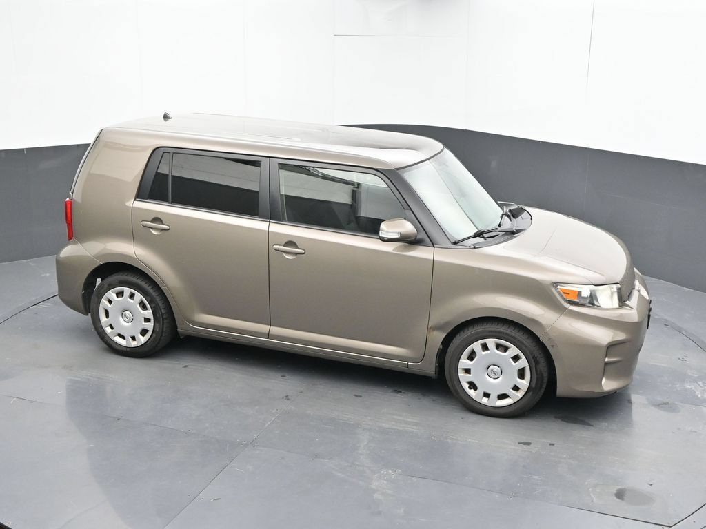 Used 2011 Scion xB FWD image 13