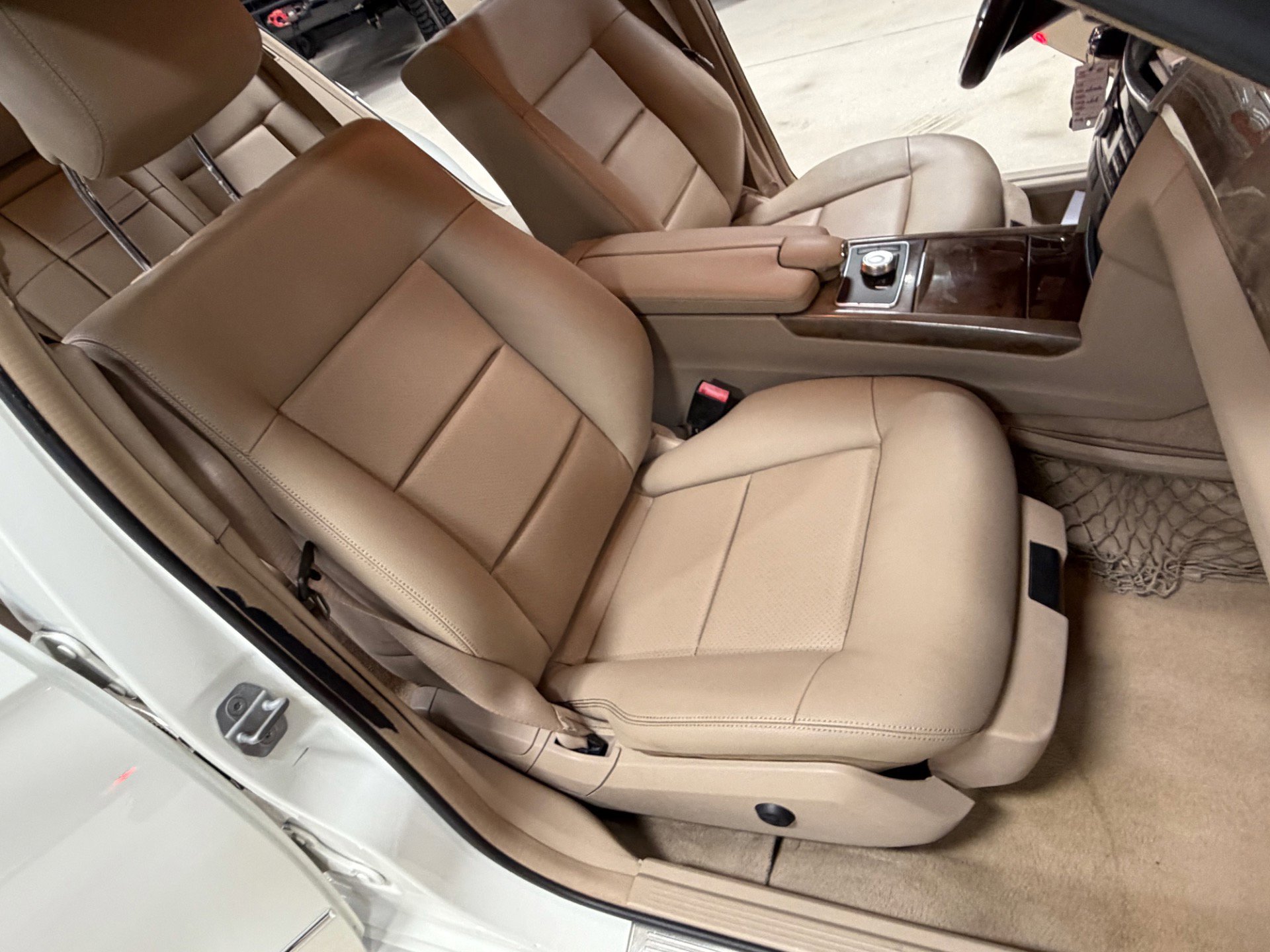 Used 2011 Mercedes-Benz E 350 4MATIC Wagon image 25