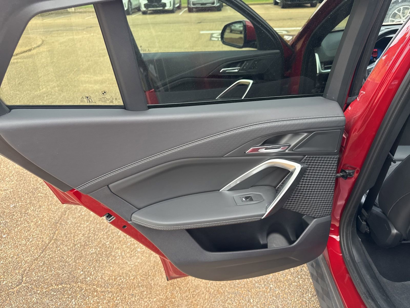 Used 2024 BMW X2 xDrive28i AWD/4WD image 10