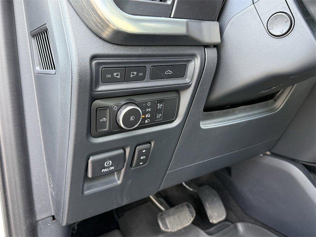 Used 2022 Ford F150 Lariat w/ Equipment Group 502A High image 17