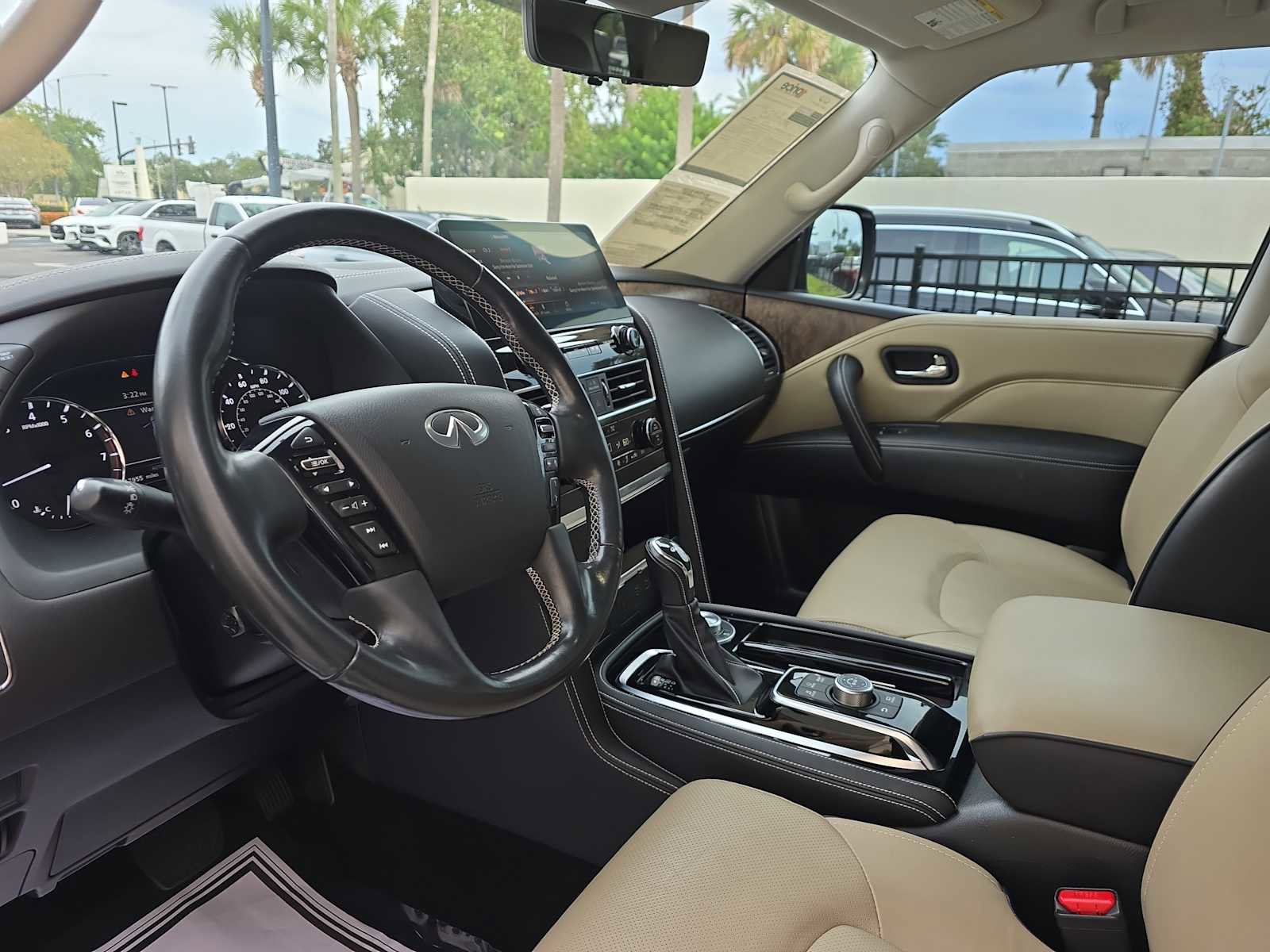 Certified 2024 INFINITI QX80 Premium Select w/ Cargo Package image 19