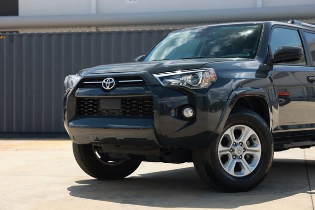 Used 2024 Toyota 4Runner SR5 RWD image 38