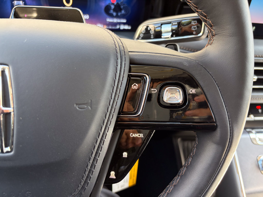 New 2027 Lincoln Aviator AWD w/ Jet Appearance Package image 45