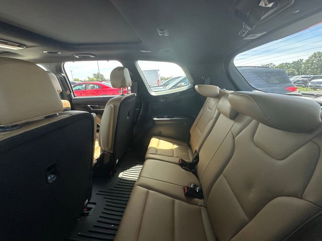 Used 2022 Kia Telluride SX image 10