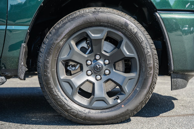 New 2026 RAM 1500 Express AWD/4WD image 24
