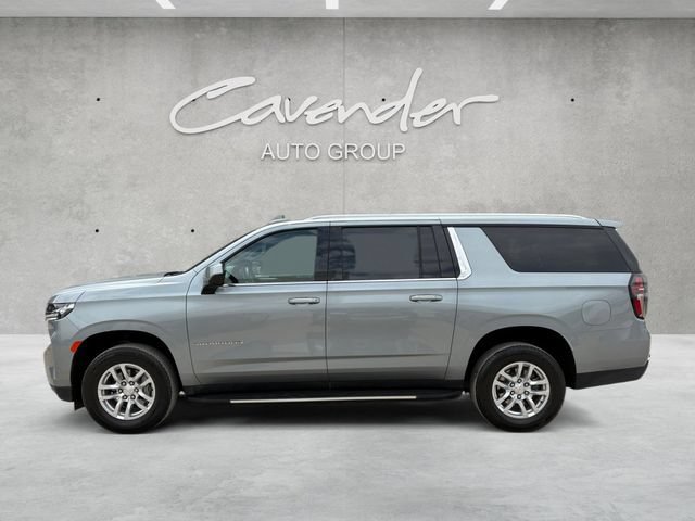 Used 2024 Chevrolet Suburban LT RWD image 13