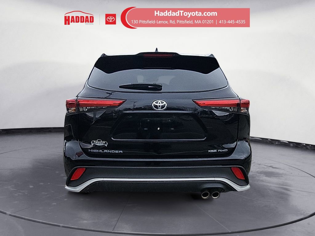 Used 2023 Toyota Highlander XSE image 4