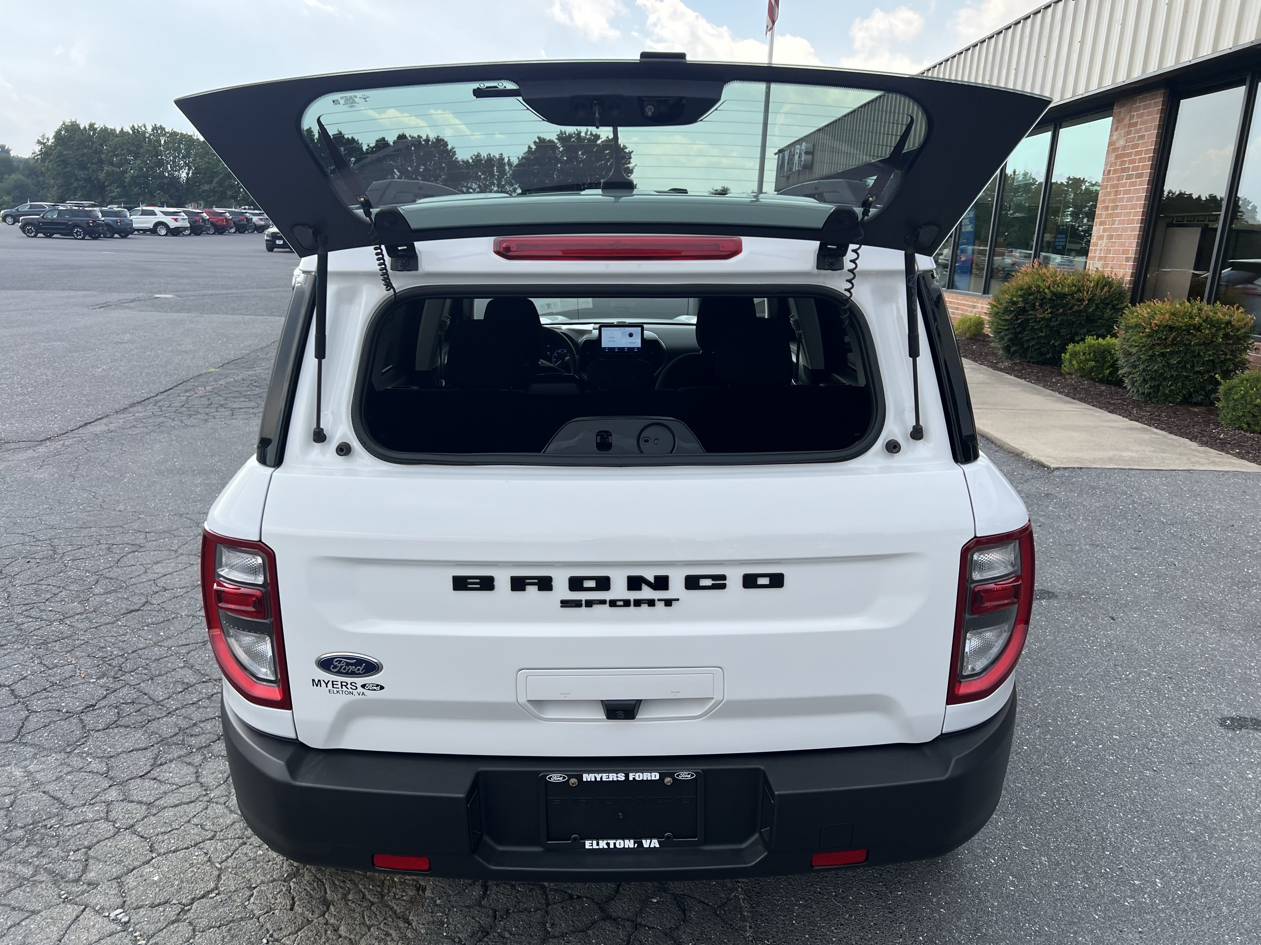 Used 2022 Ford Bronco Sport AWD/4WD image 9
