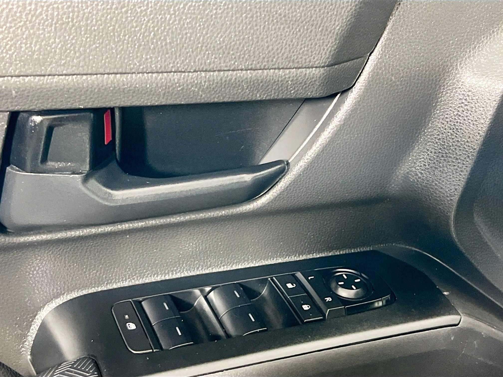 Used 2024 Toyota Tacoma SR5 image 16