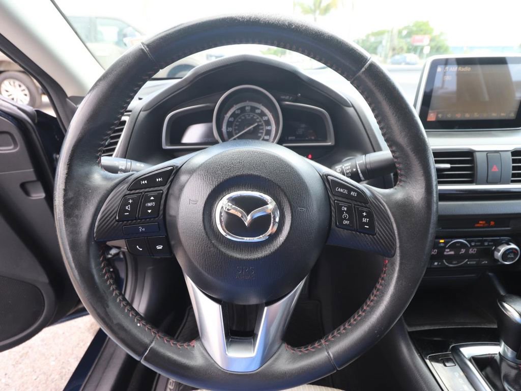 Used 2014 MAZDA MAZDA3 i Touring w/ Technology Package image 17