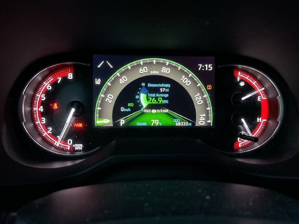 Used 2023 Toyota RAV4 LE FWD image 20