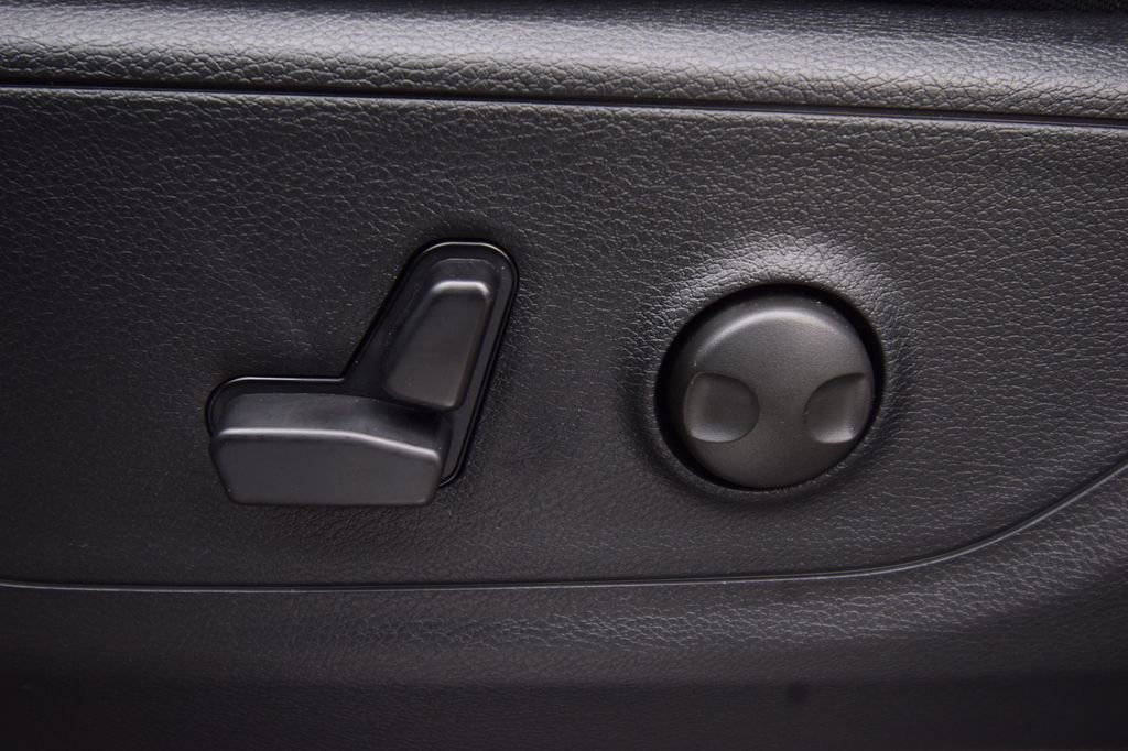 New 2026 RAM 1500 Big Horn w/ Night Edition image 35