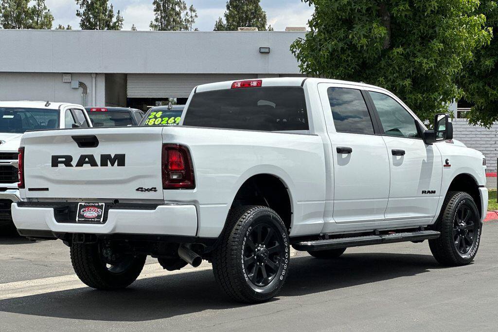 New 2026 RAM 2500 Big Horn AWD/4WD image 4
