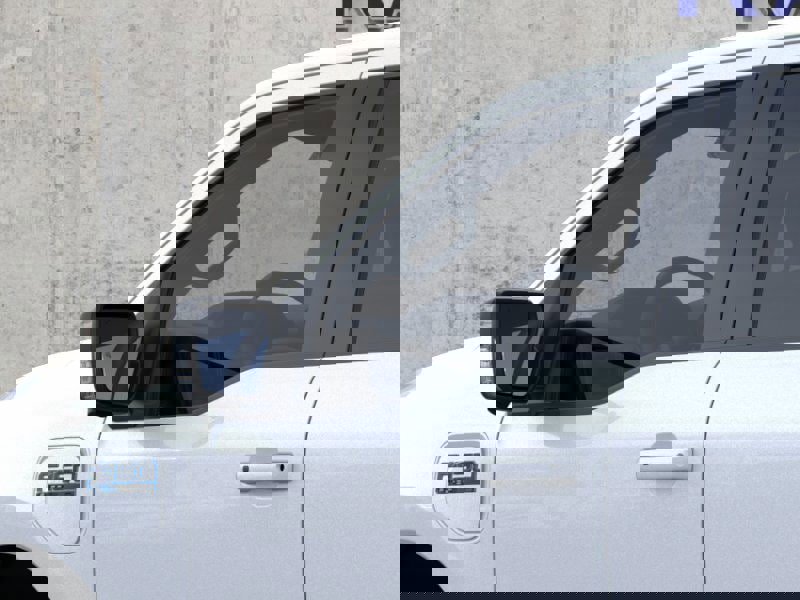 New 2025 Ford F150 Lightning Flash image 20