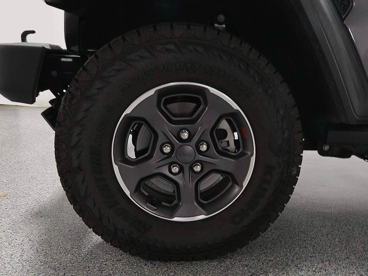 Used 2020 Jeep Gladiator Rubicon AWD/4WD image 6