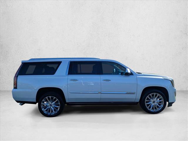 Used 2018 Cadillac Escalade ESV Premium Luxury image 4