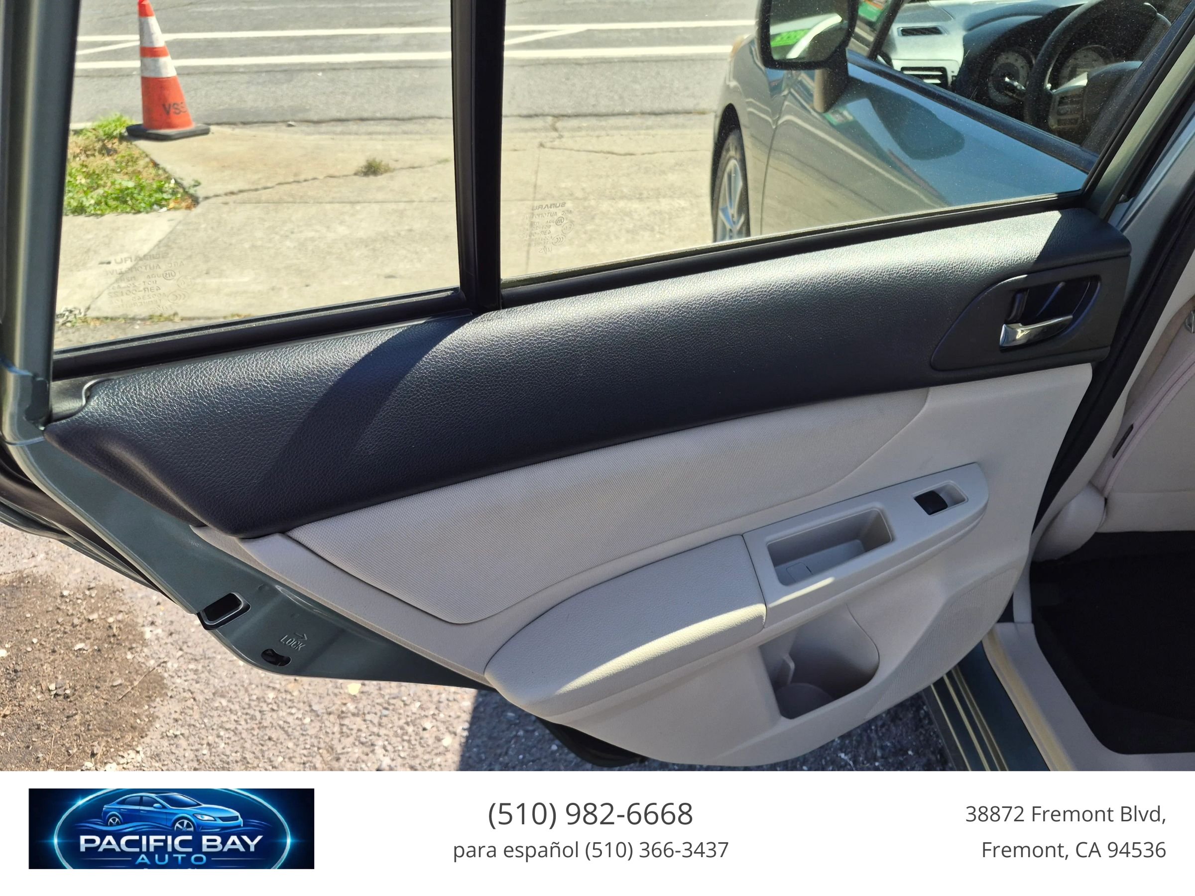 Used 2014 Subaru Impreza 2.0i Premium w/ All-Weather Package w/CVT AWD/4WD image 12