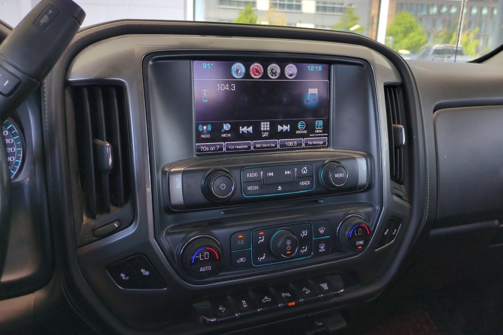 Used 2018 Chevrolet Silverado 2500 LTZ w/ Duramax Plus Package AWD/4WD image 25