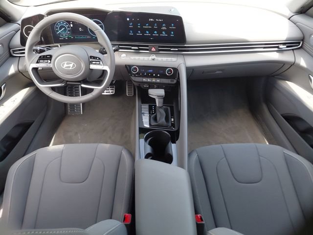 Certified 2026 Hyundai Elantra SEL FWD image 14
