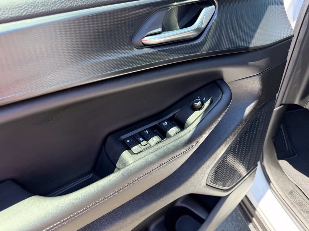 New 2026 Jeep Grand Cherokee Laredo RWD image 13