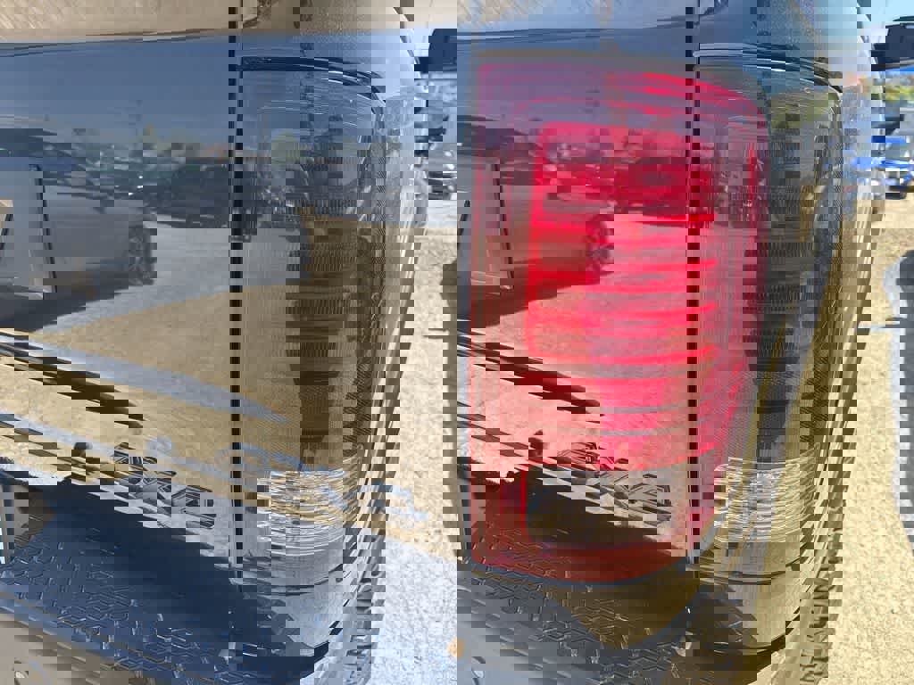 Used 2017 RAM 1500 Rebel w/ Luxury Group AWD/4WD image 7