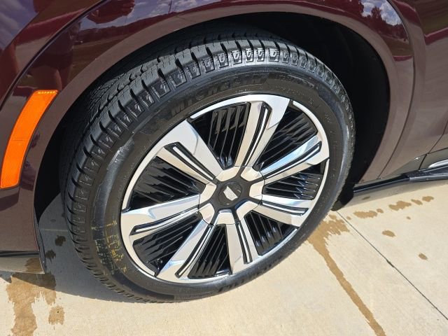 New 2026 Cadillac Escalade IQ Luxury 2 w/ LPO, Floor Liner Package image 9