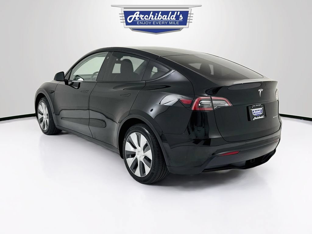 Used 2022 Tesla Model Y Long Range AWD/4WD image 5