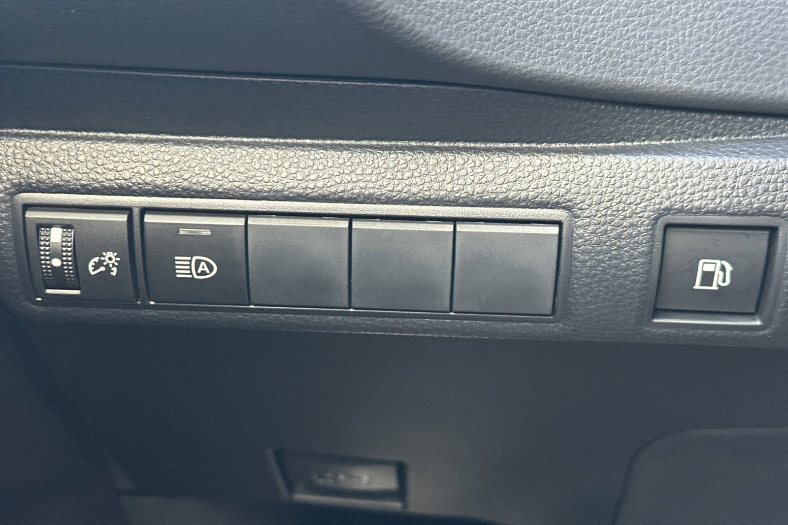 New 2026 Toyota Corolla XLE image 28