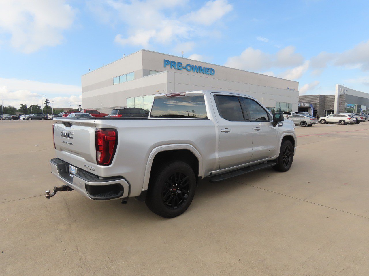 Used 2020 GMC Sierra 1500 Elevation w/ Elevation Value Package RWD image 11