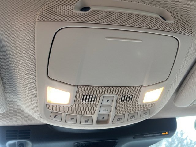 Used 2023 Lincoln Nautilus Reserve image 28